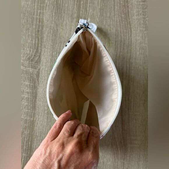 NWOT … AXIZ GROUP “Aloha” Wristlet / Clutch Bag - Picture 3 of 4